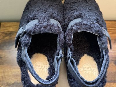 Dr. Martens Black Faux Shearling Clog Sandals Size 8