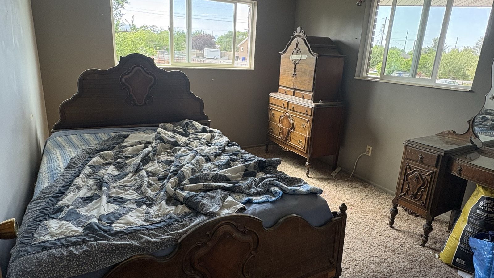 Antique bedroom furniture set