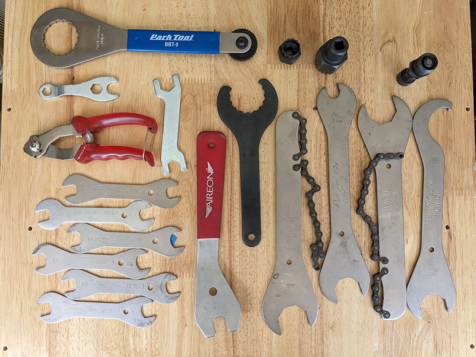 Bicycle Tools and Wrenches - Park Aireon Shimano - bottom bracket, cone, chain, cassette, crank, cable + parts