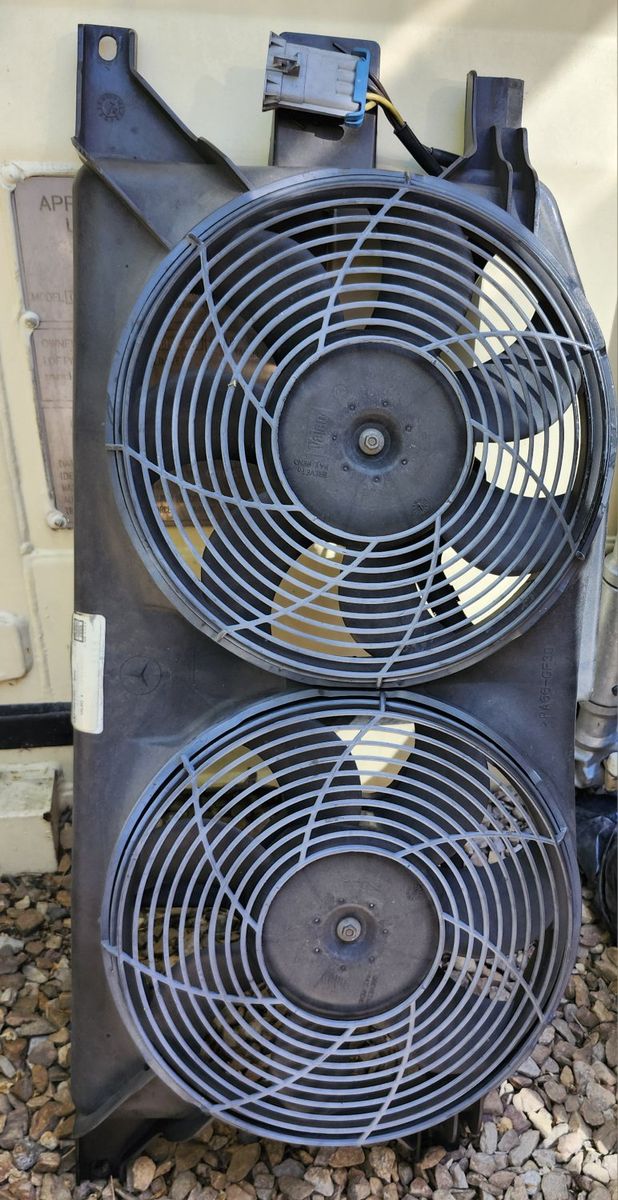 98-04 Mercedes-Benz Cooling Fan