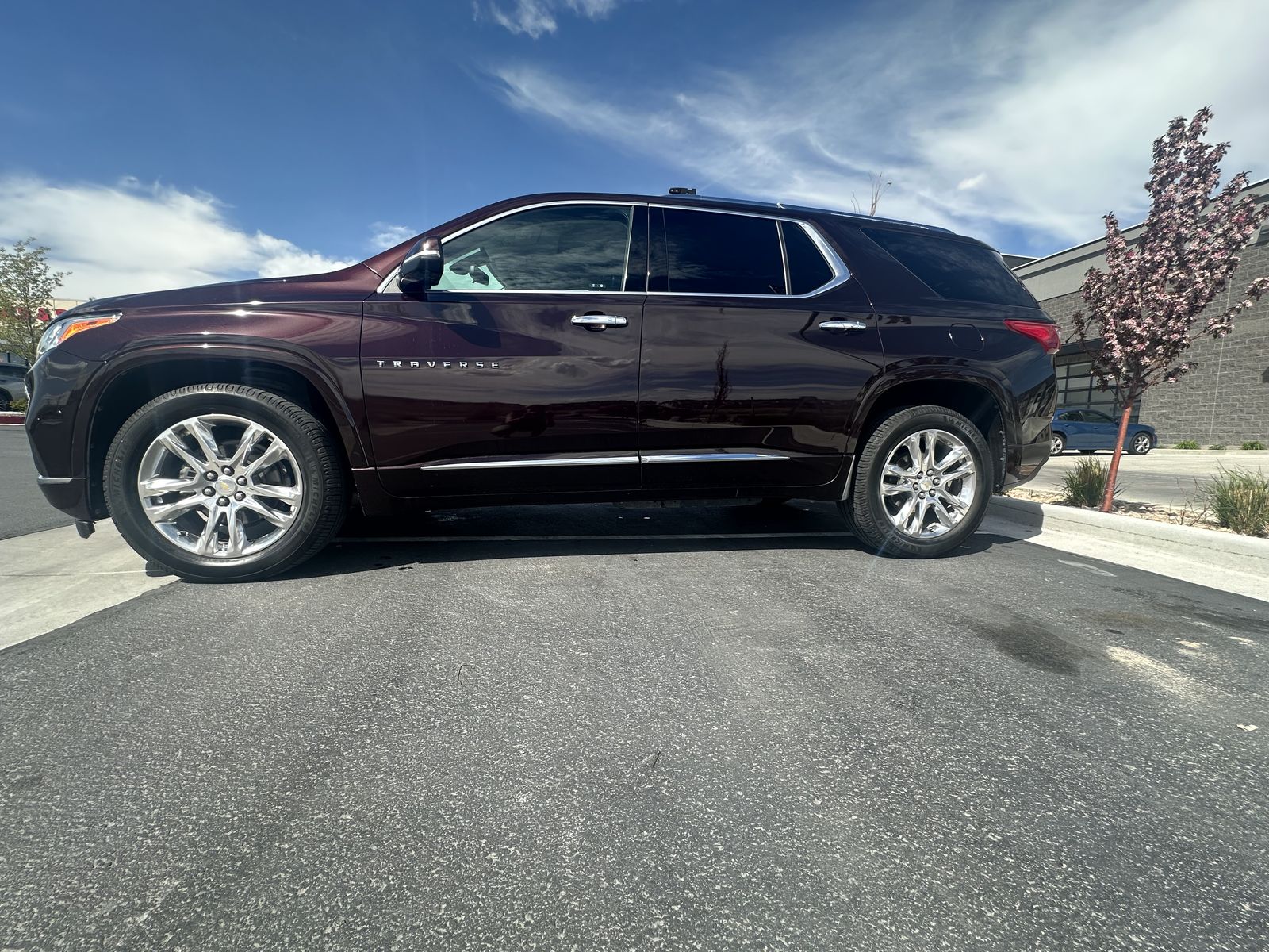 For Sale: 2021 Chevrolet Traverse High Country – $30,000