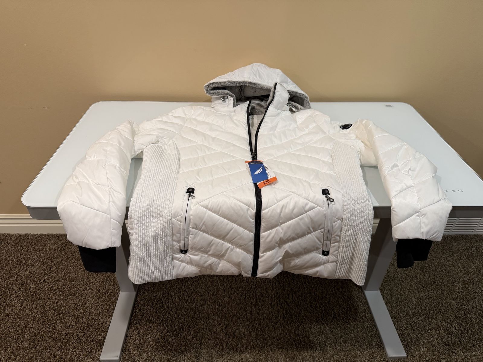 Nautica Women's White Hooded Puffer Jacket, Size XXL, Quilted with Knit Sides