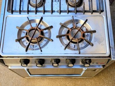 RV propane stove