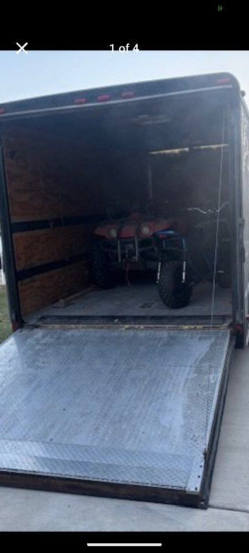 enclosed cargo trailer