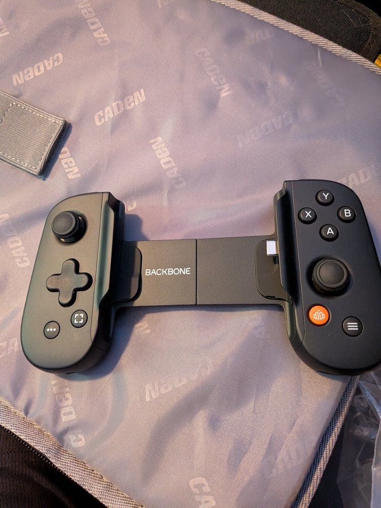 Backbone Pro Mobile Gaming Controller for iOS/Android - USB-C, Precision Controls
