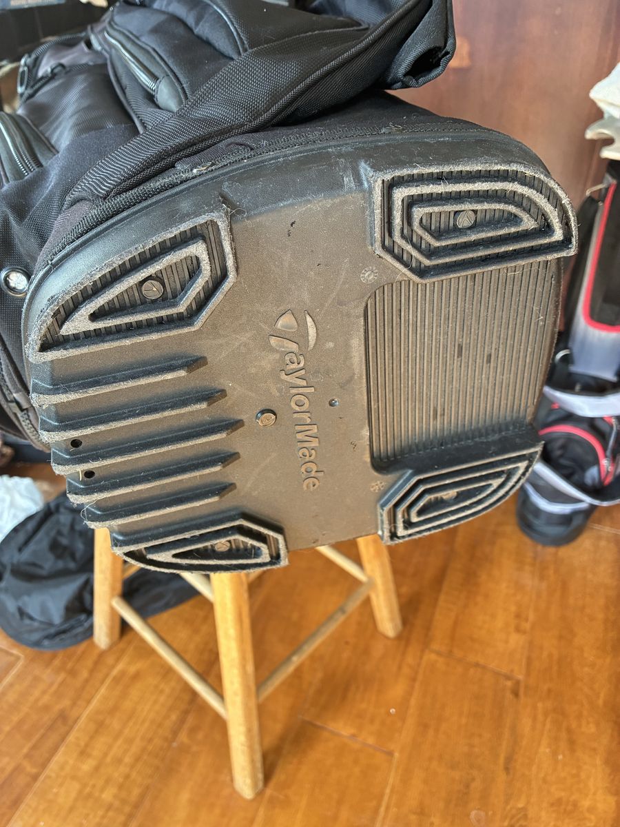 REI Hot-Z Tan Golf Cart Bag with Padded Shoulder Strap