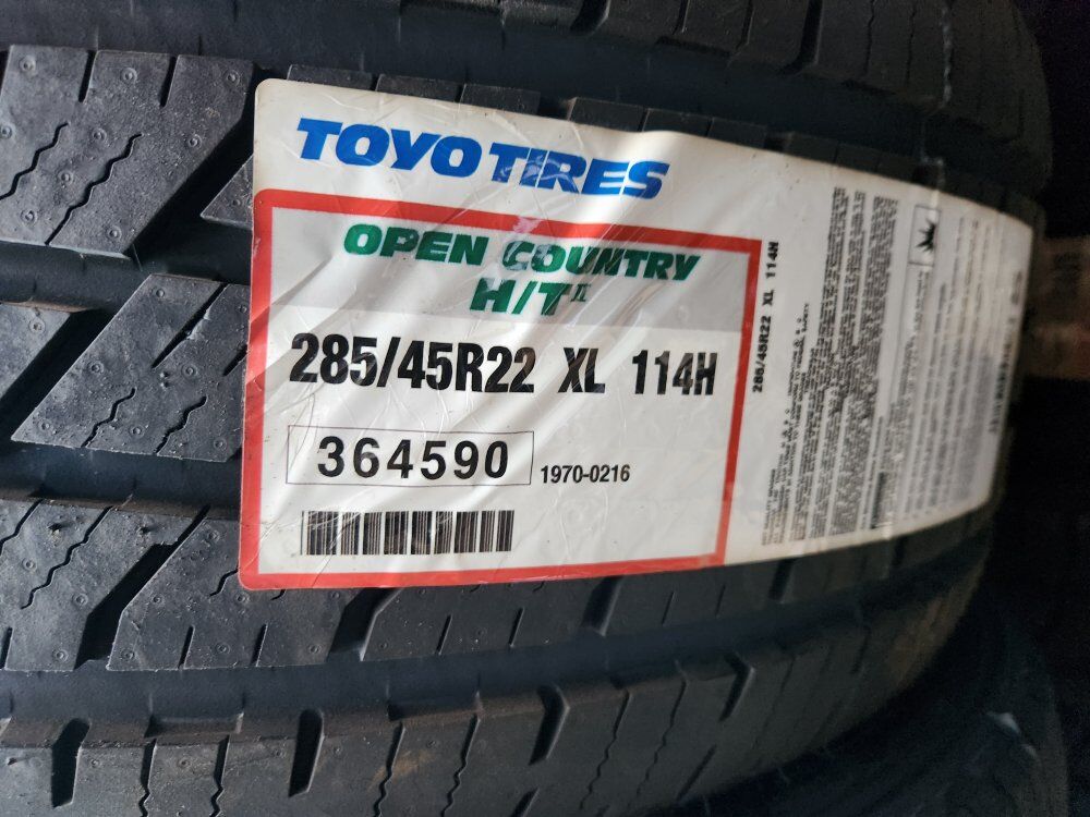 285/45r22 toyo open country ht