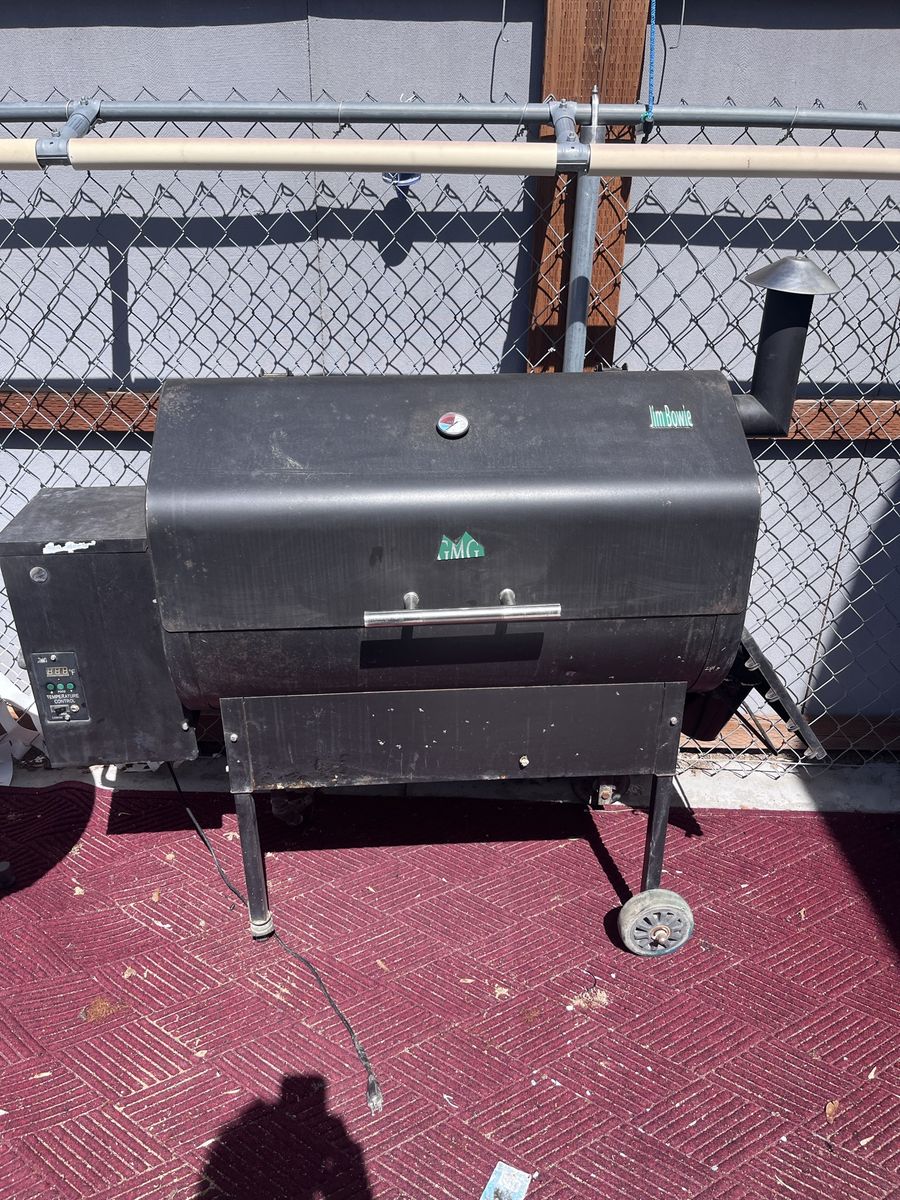 Gmg Jim Bowie pellet smoker (non wifi)