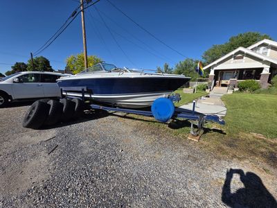 1986 Four Winns 21' w/ Trailer - Mechanic Special