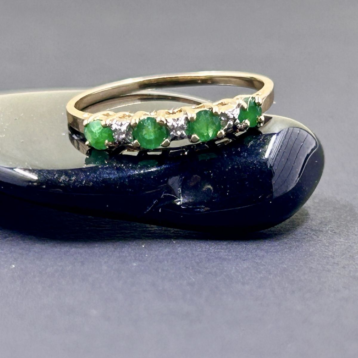 10K Gold Emerald Diamond Band Ring, Size 7