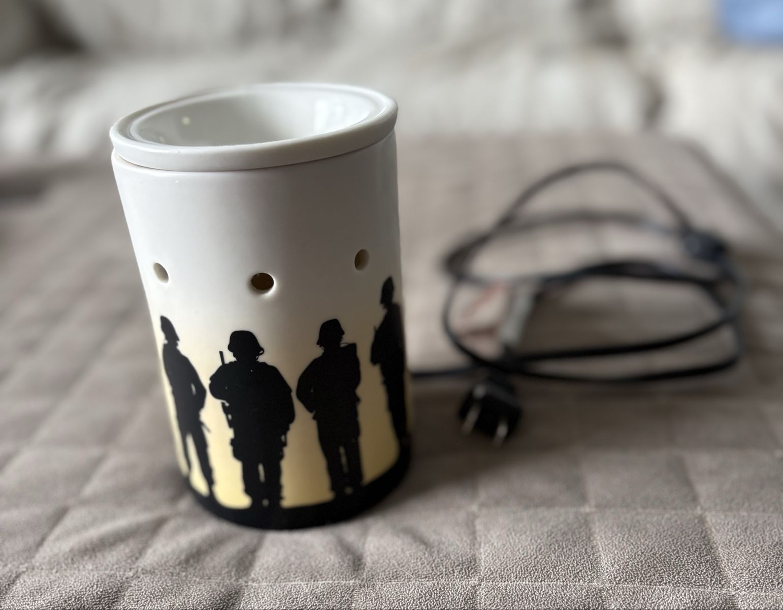 Scentsy Wax Warmer Patriotic Military Soldier