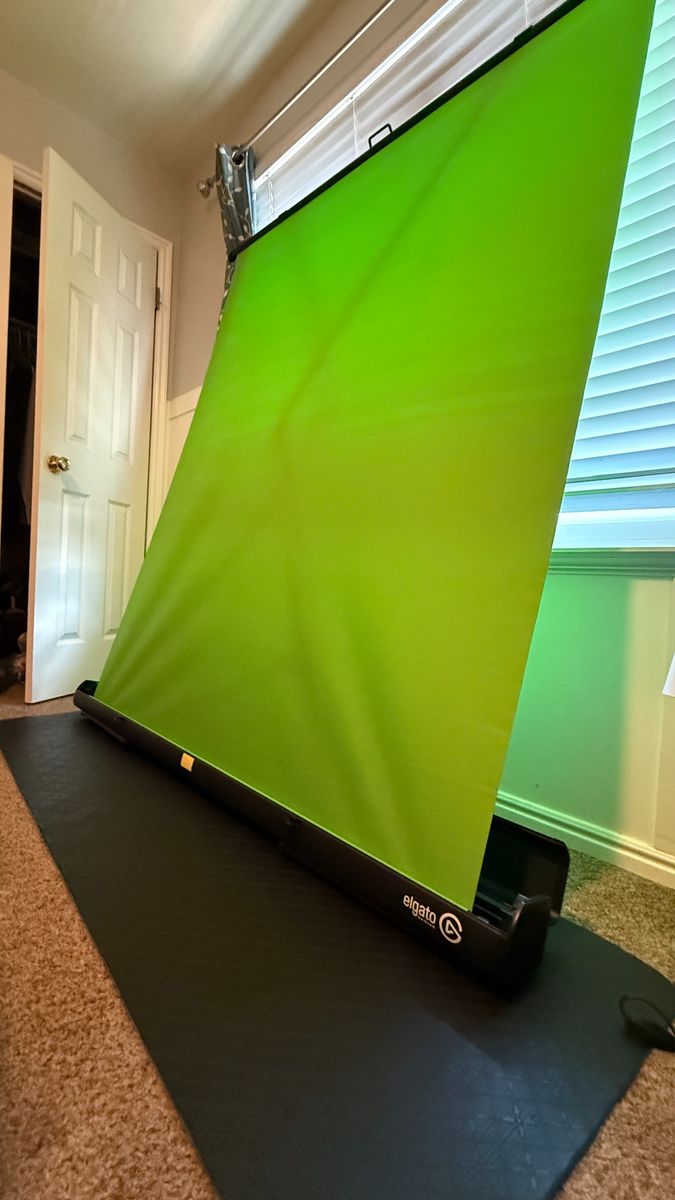 Elgato Retractable Green Screen – Portable Chroma Key Background