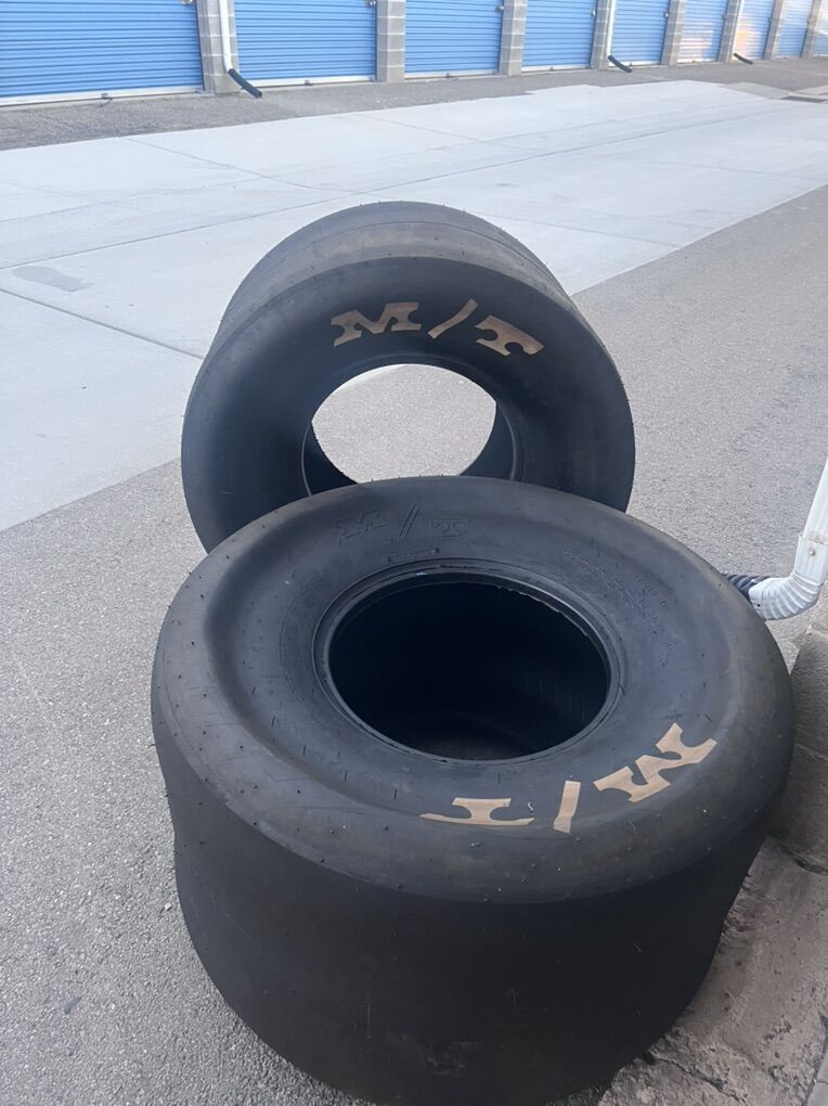 Mickey Thompson Slicks 33.5/16.5/16 New