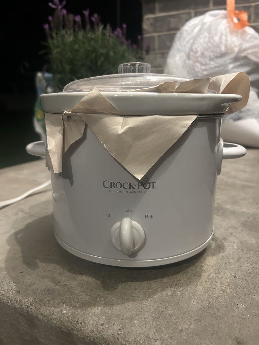 2 Quart Crock Pot (small)