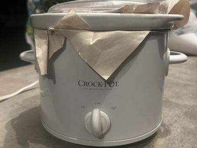 2 Quart Crock Pot (small)