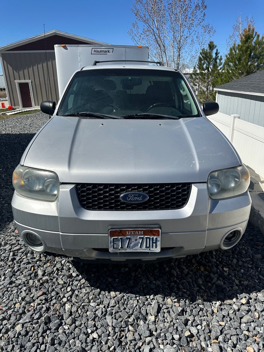 2005 FORD ESCAPE Limited