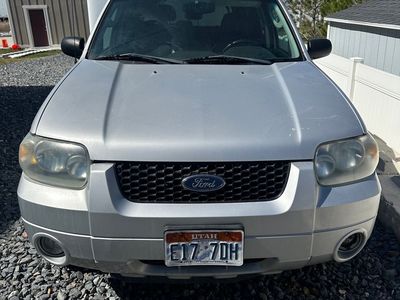 2005 FORD ESCAPE Limited