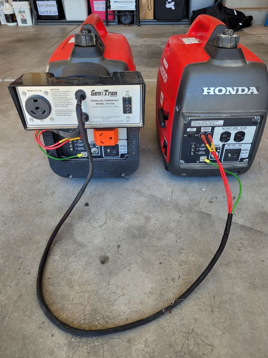 2 Honda EU2000i Generators with Parallel Power Kit