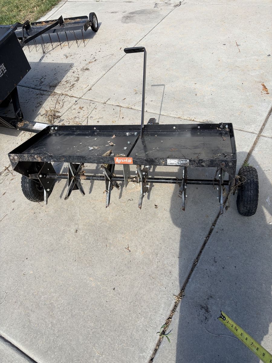 Agri-Fab Tow Lawn Aerator