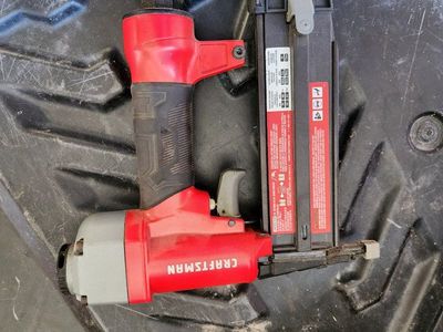 Craftsman 18 Ga. Brad Nailer with 5/8-inch to 2-inch Fastener Length and 70-100 PSI Operating Pressure