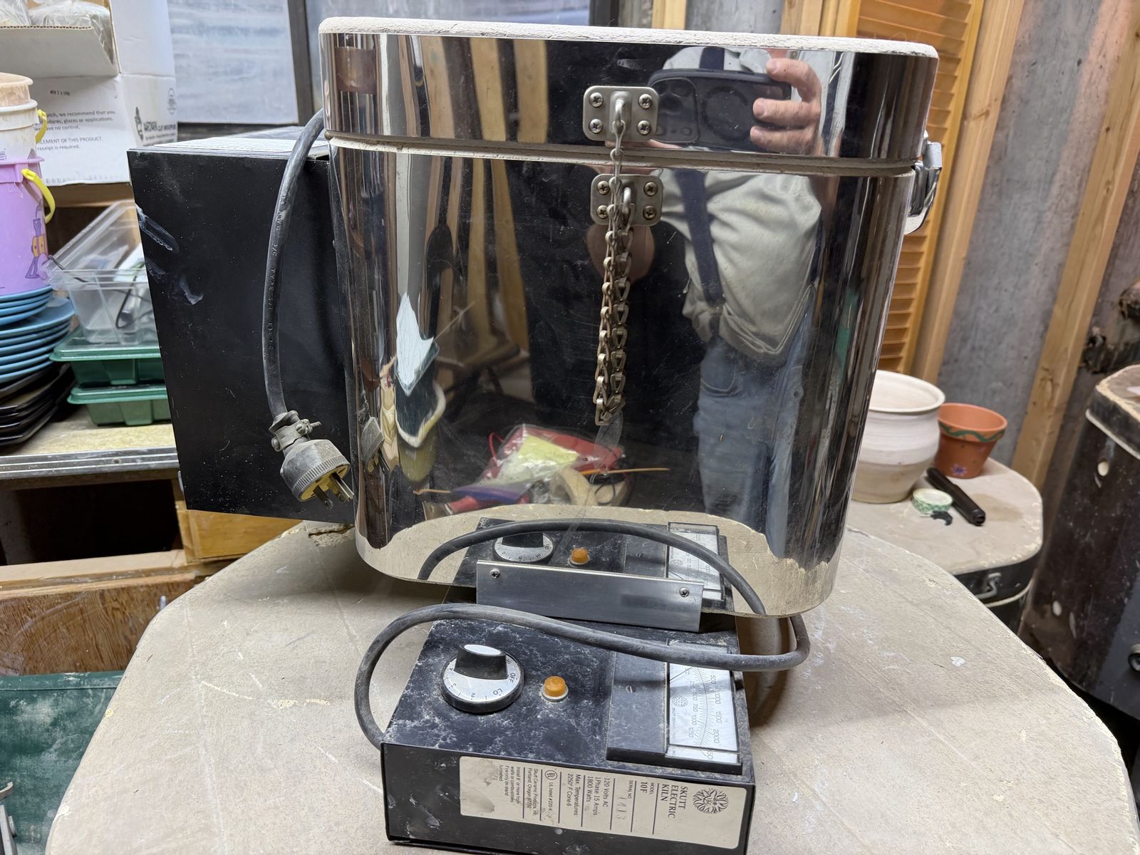 Main image 3