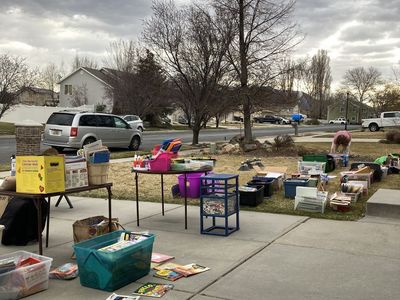 SecOnd Grade Teacher Yard Sale