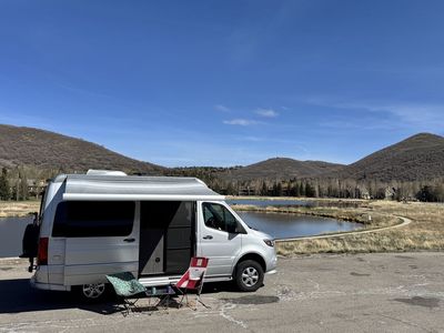 AIRSTREAM INTERSTATE 19 4WD