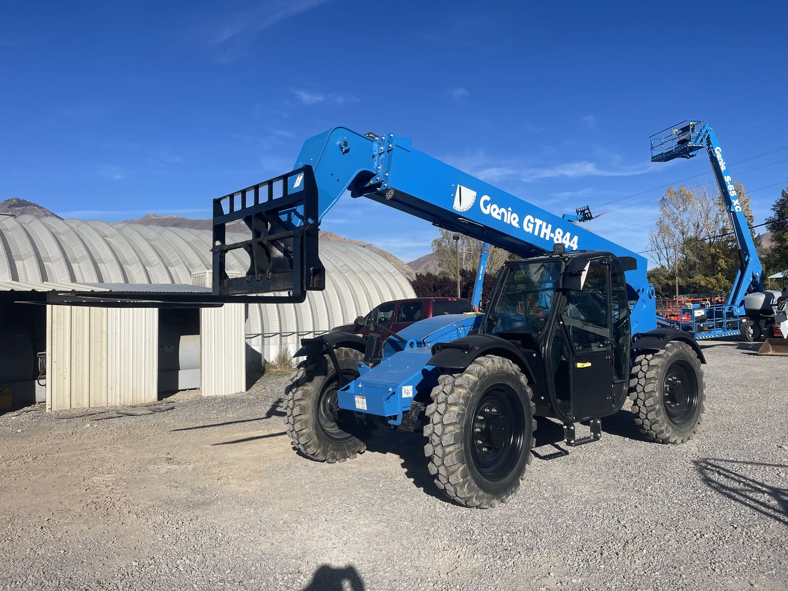 2023 New! *Enclosed Cab* Hrs. 8.3 Genie GTH-844 Forklift Telehandler (id.5111)