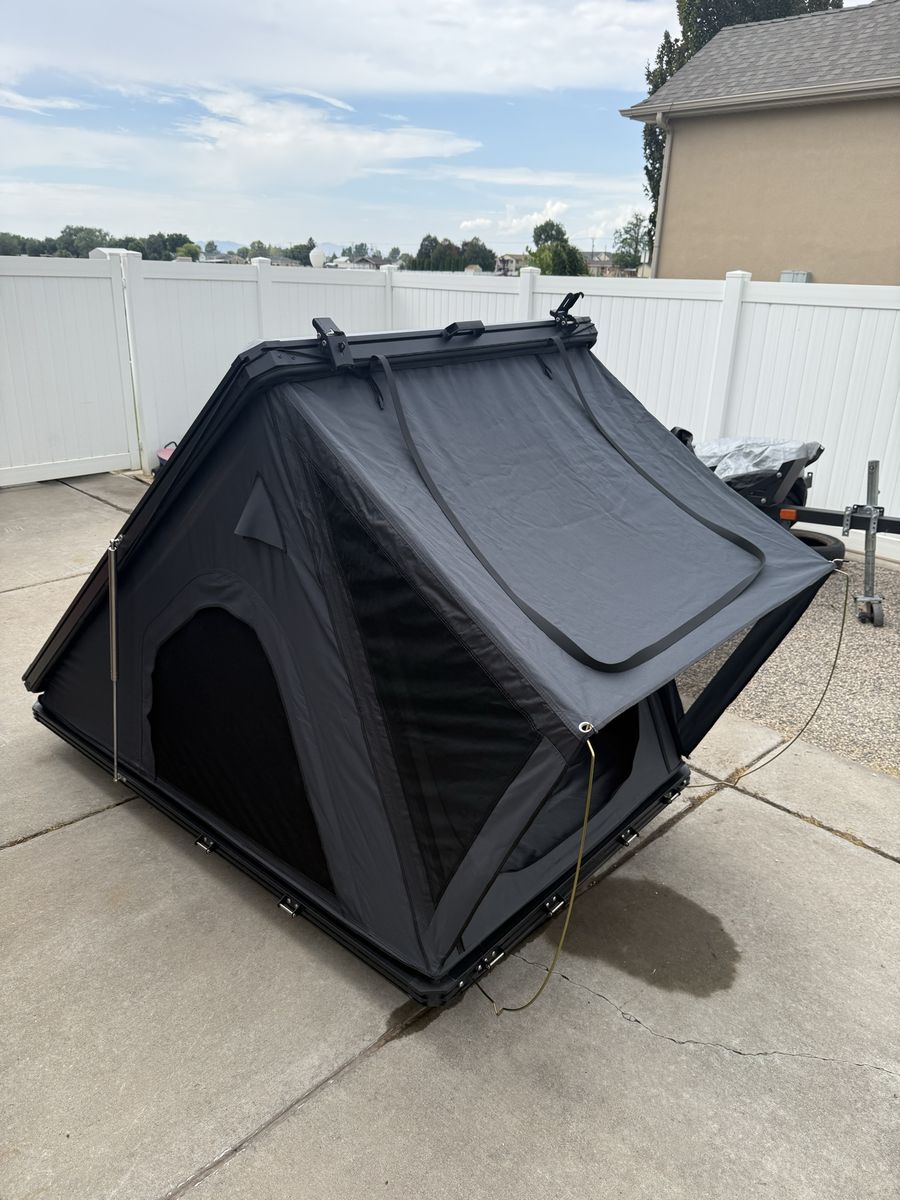 Roof Top Tent Overland Tent