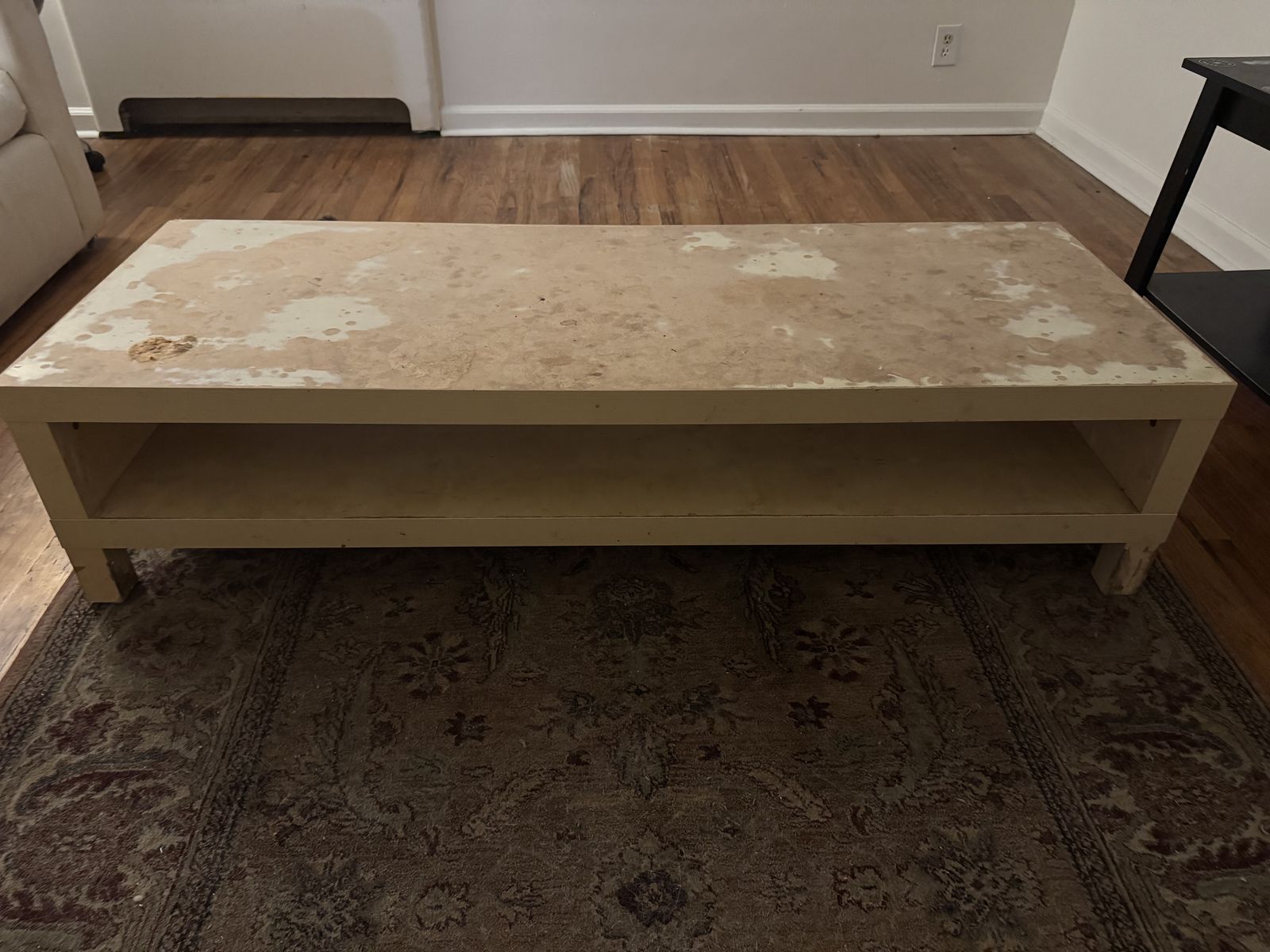 FREE SOLID WOOD COFFEE TABLE