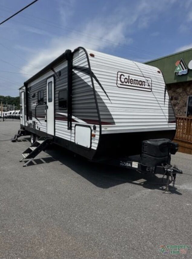 2019 Coleman Lantern 263BH Trailer