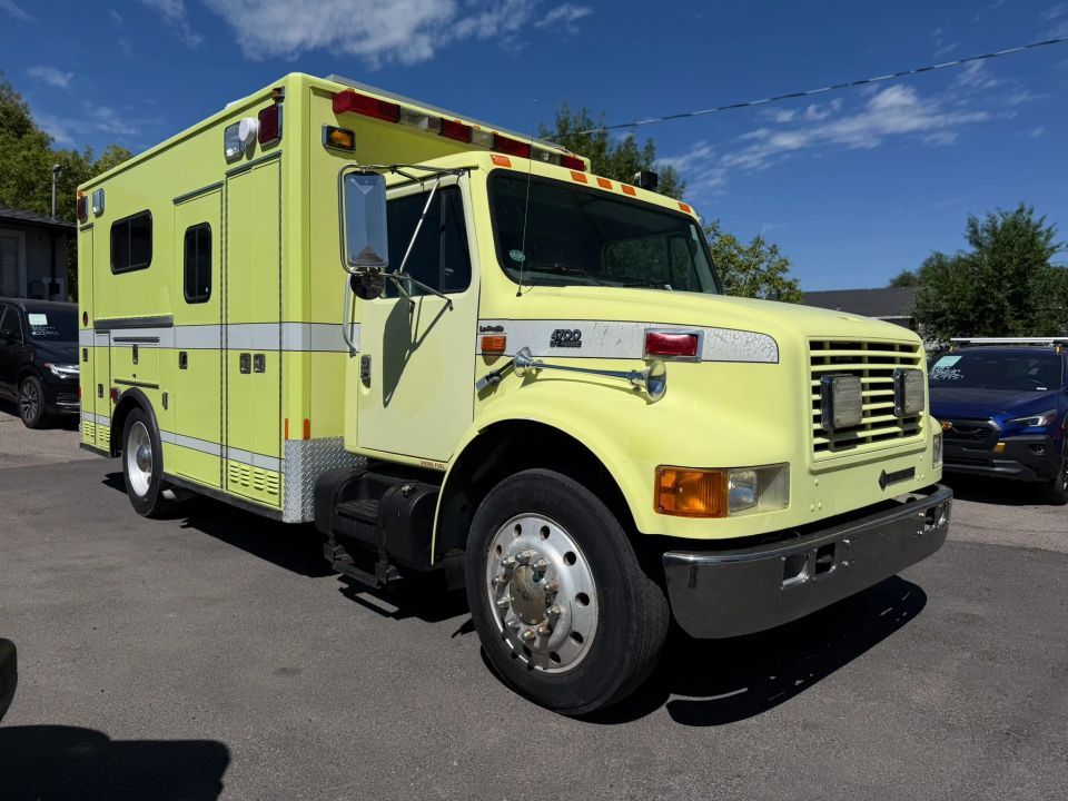 1999 International 4700