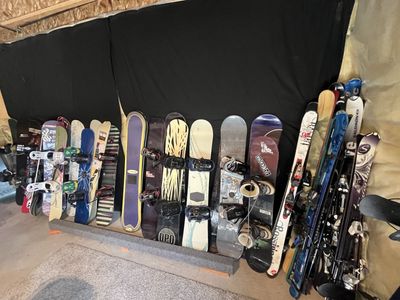 Snowboards, snowboard Boots Please Read Ad