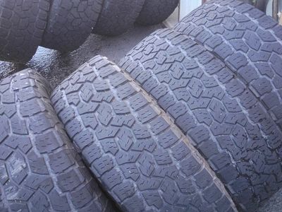 (4)Toyo Open Country A/T LT285/70R17