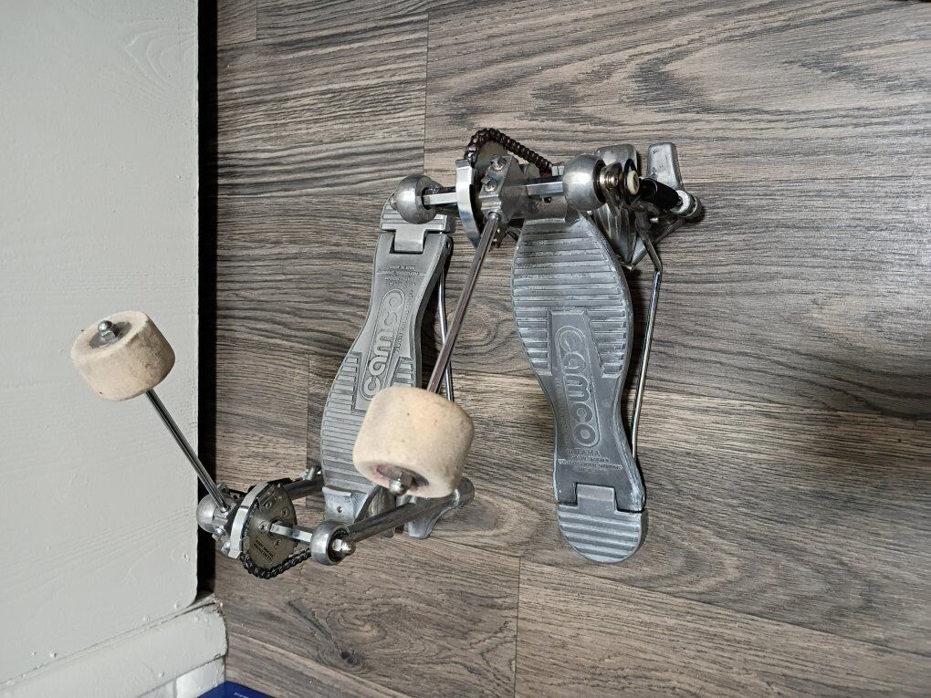 1985ish Camco chain drive drum peddles