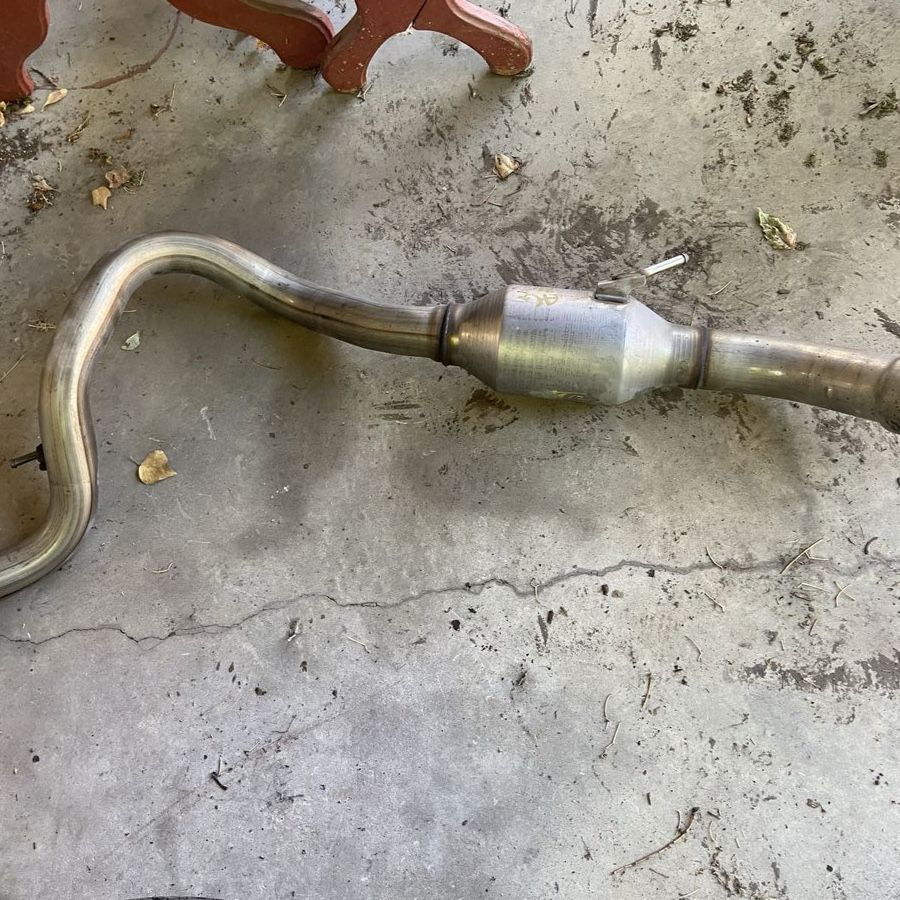 Near New OEM Factory Exhaust 2022 up Tundra Sequoia