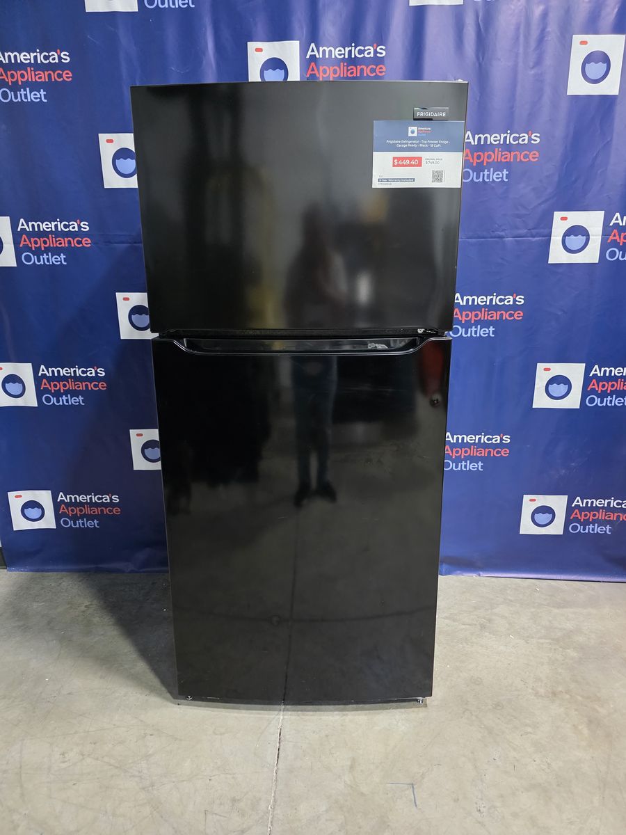 Frigidaire Garage-Ready Top-Freezer Refrigerator (Sleek Black), 30-Inch Wide, 18.3 Cu. Ft.
