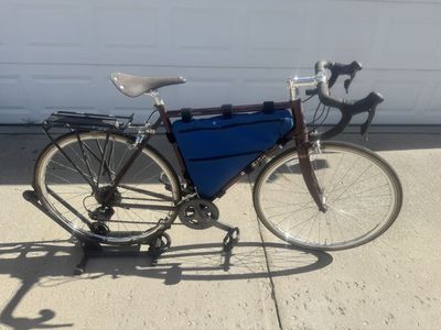 2018 Raleigh Grand Sport 56cm Steel Road Touring Bike + Frame Bag + Rack