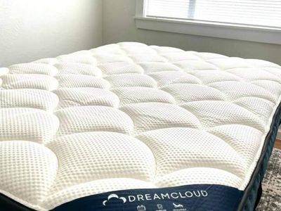 Dreamcloud, Full Size, Excellent Condition, Hybrid, Like New