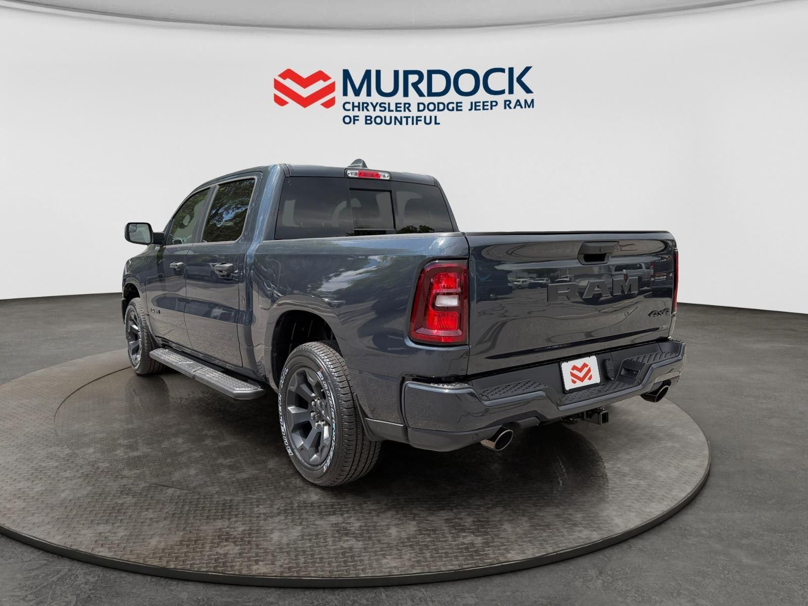 Main image 3