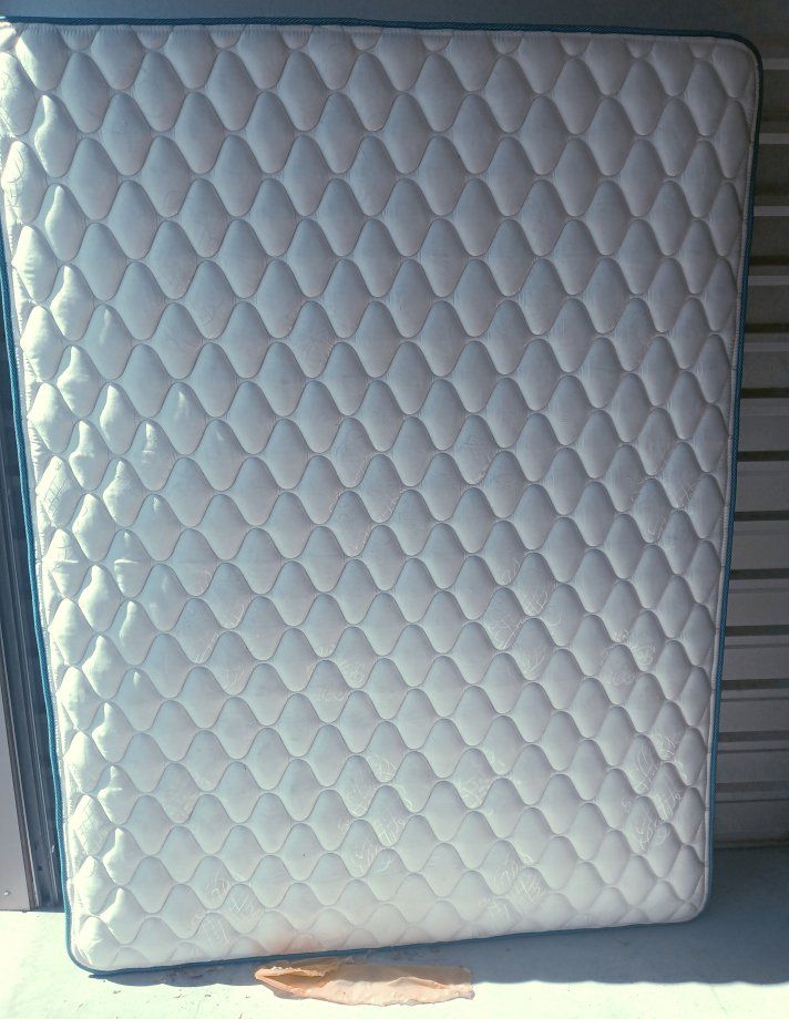 Queen size mattress