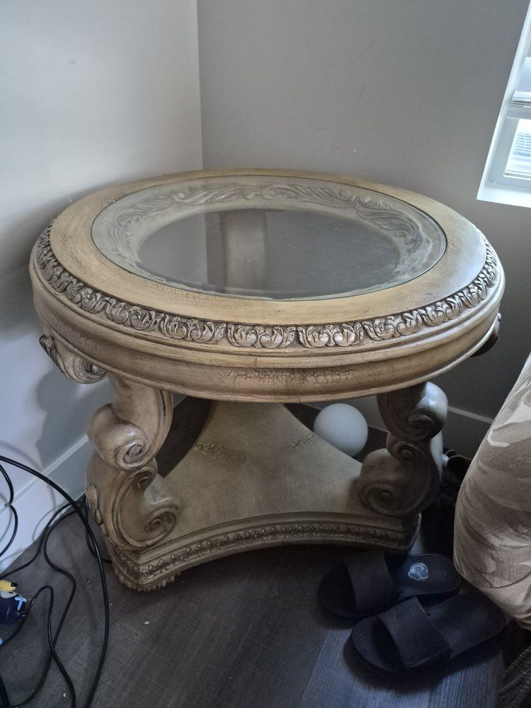 Main image 3