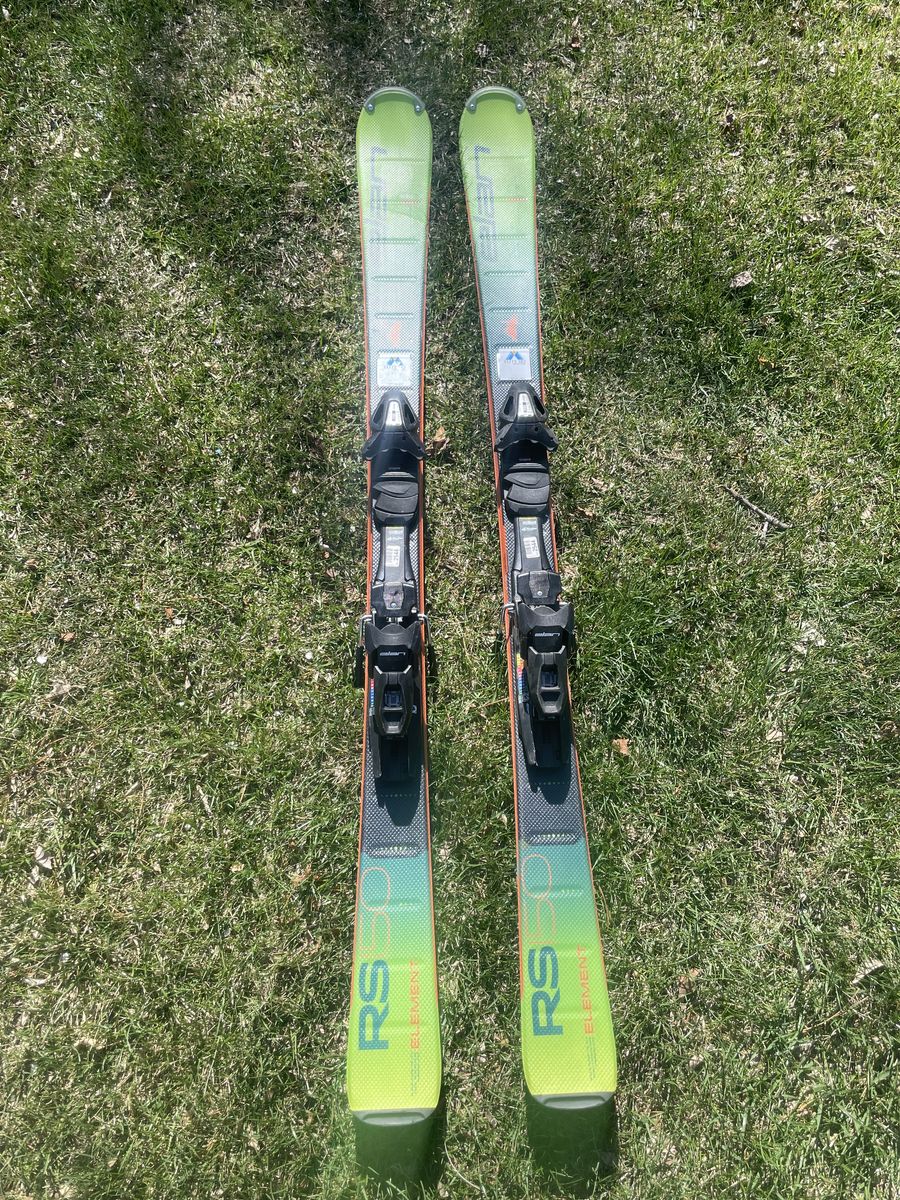 Pair of skis with boots. Great deal!
