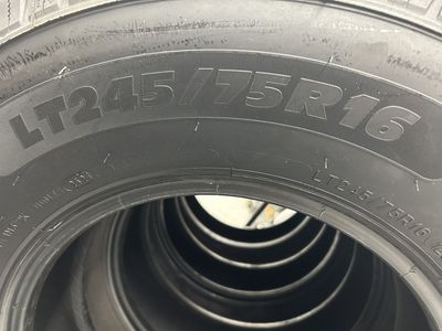 Michelin Agile LTX LT245/75R16