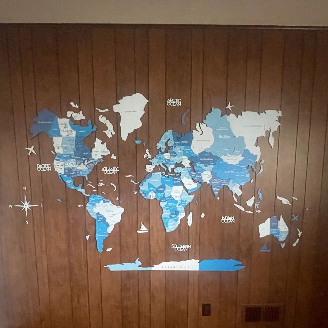 Enjoy the wood world map size XL (79”x50”