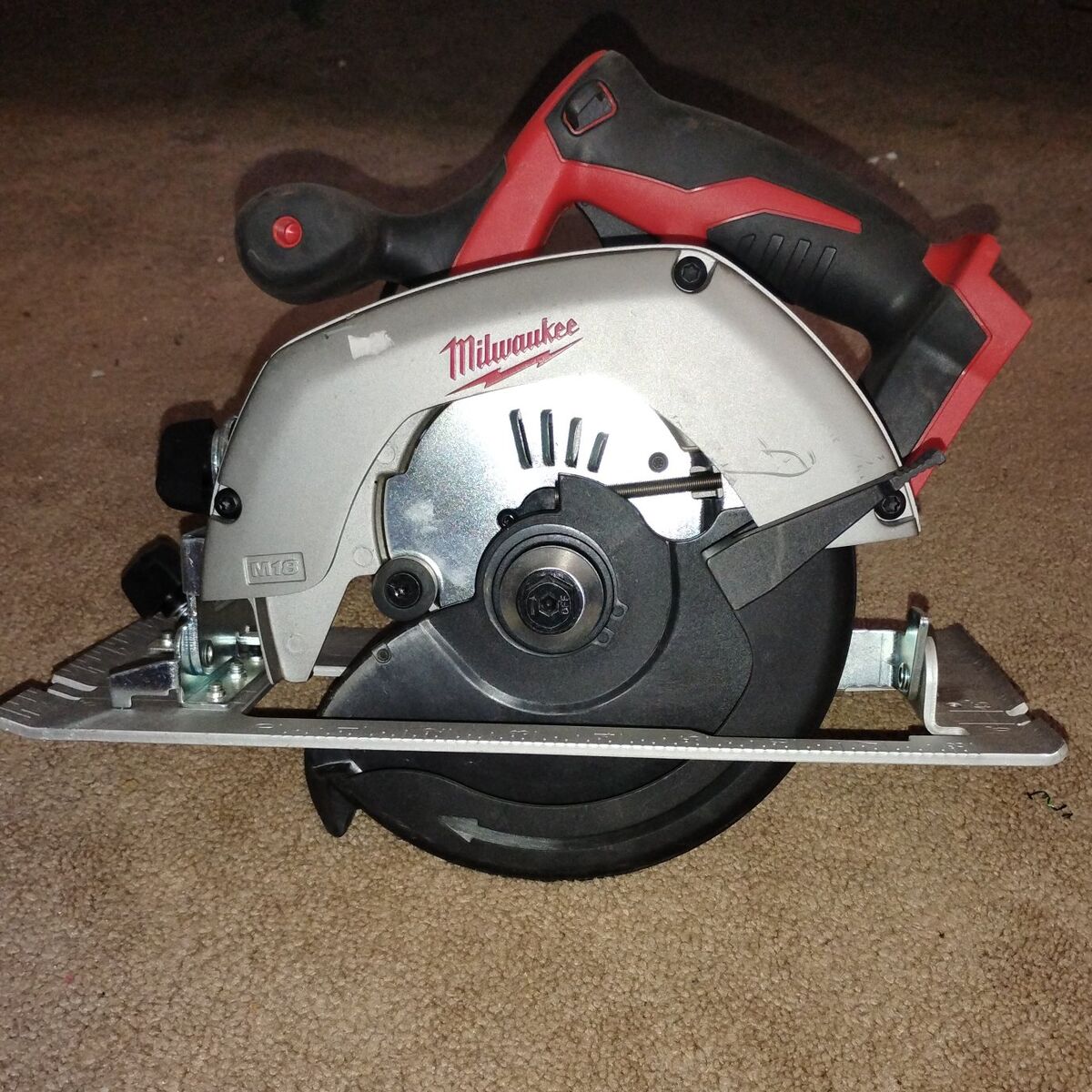Milwaukee M18 6 1/2" Circular Saw
