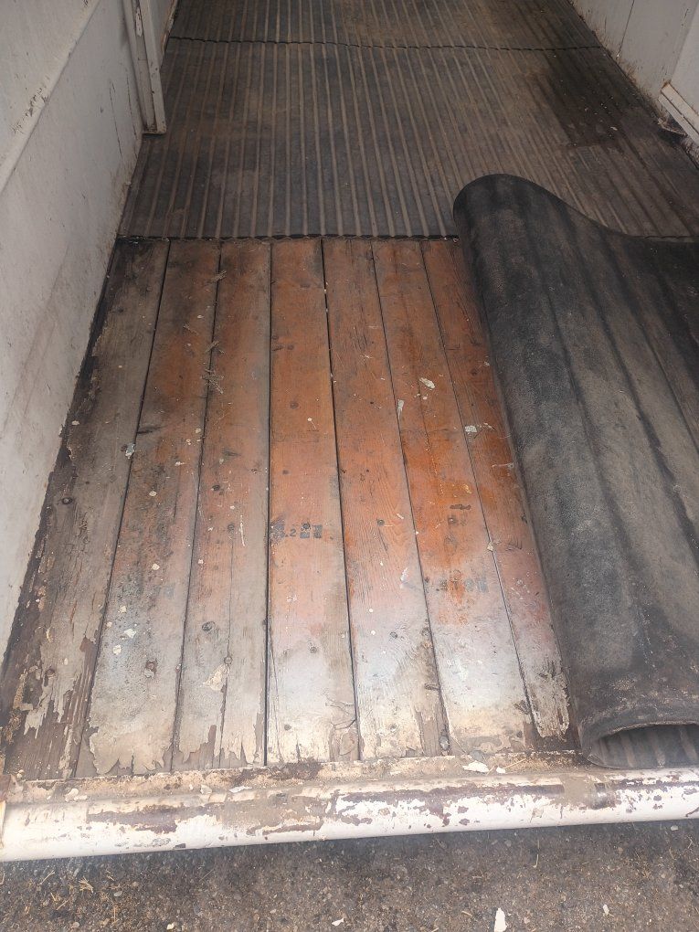 Main image 8