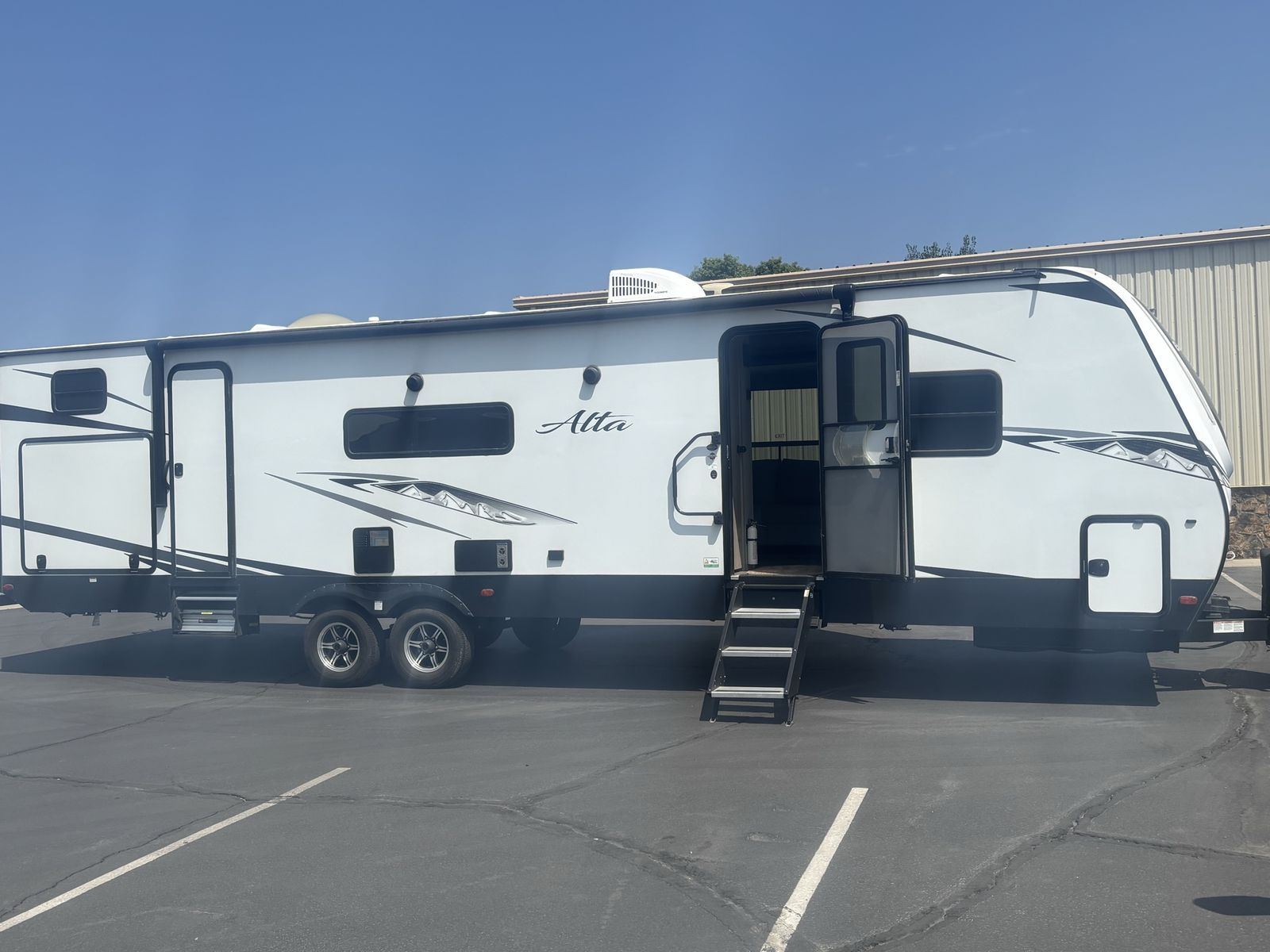 2022 East to West 3150 KBH w 2 slide outs bunkhouse by Forest River