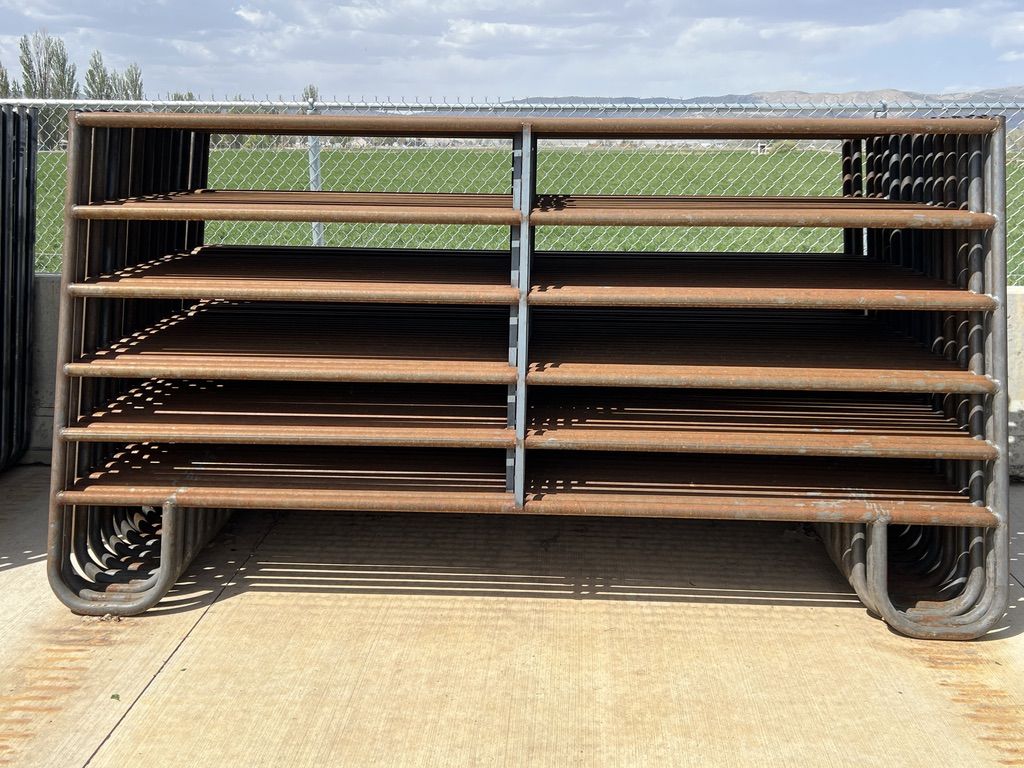 Livestock Panel 10'x63"x6 Rail J-Leg w/o Pins
