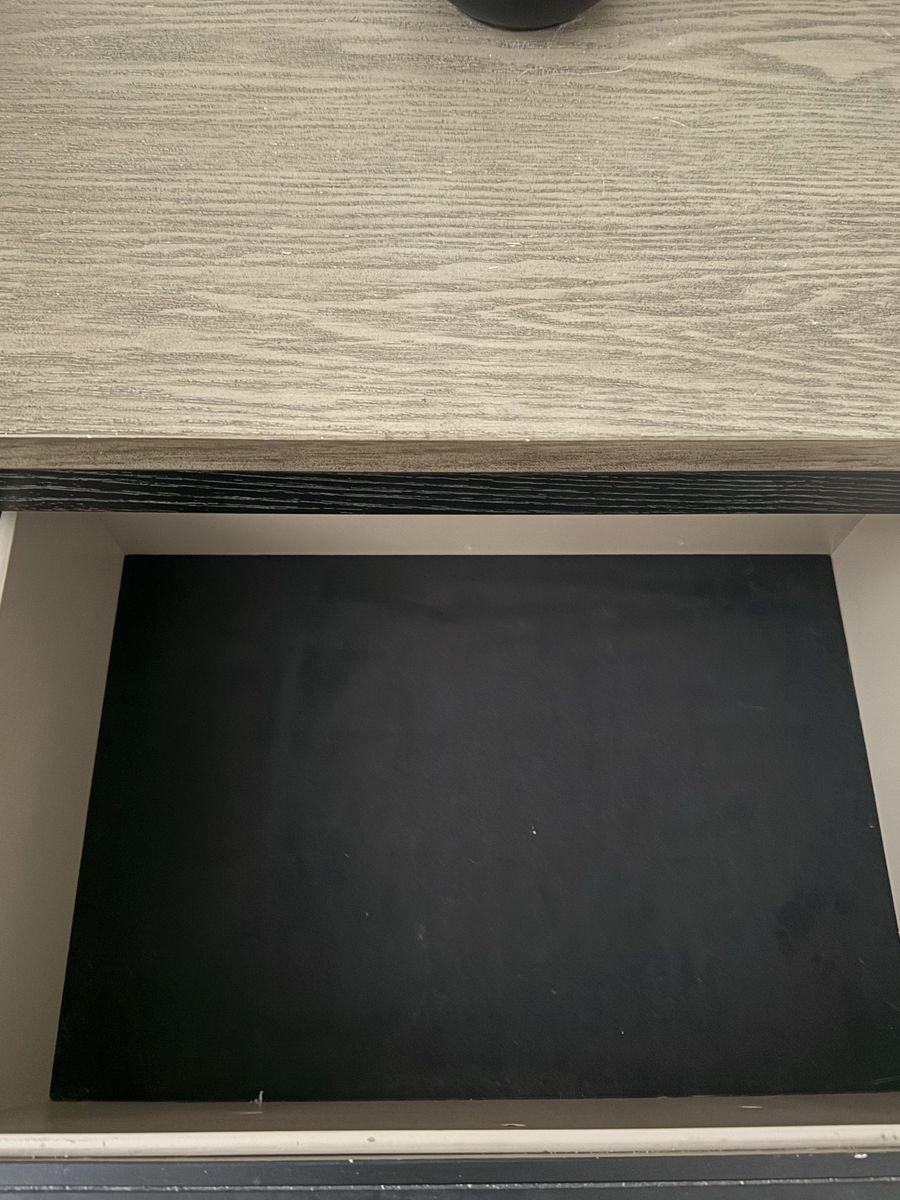 Main image 10